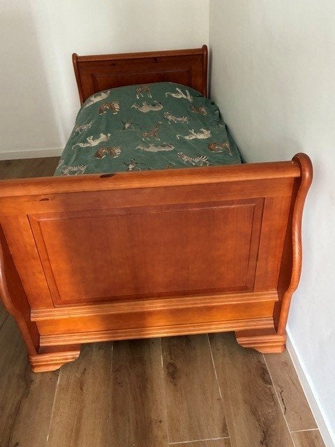 Lis bois masif + matelas, Maison & Meubles, Brun, Enlèvement, 200 cm, Bois