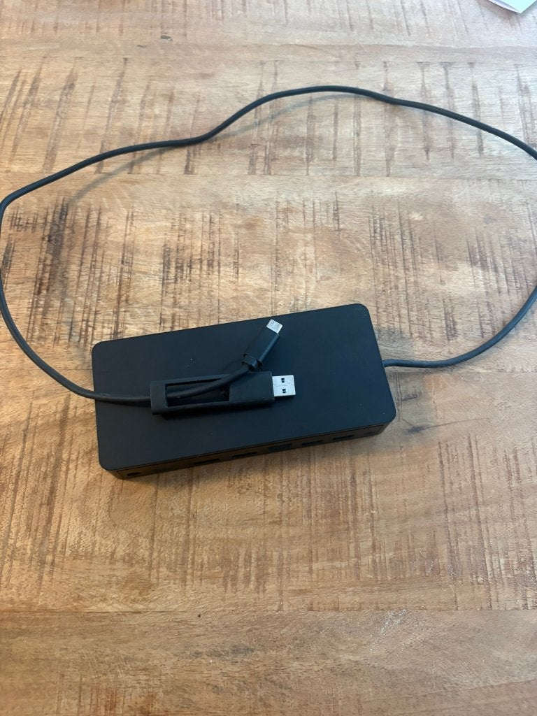 Dell Dock D6000 incl. 130W voedingsadapter, Informatique & Logiciels, Stations d'accueil, Enlèvement ou Envoi, Comme neuf, Dell