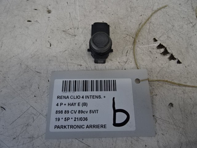 PARKEERSENSOR Renault Clio IV (5R) (01-2012/08-2021), Gebruikt, Renault, Peter-Huppertz-Straße 5
51063  Köln, DE, Dialog.deutschland@renault.de