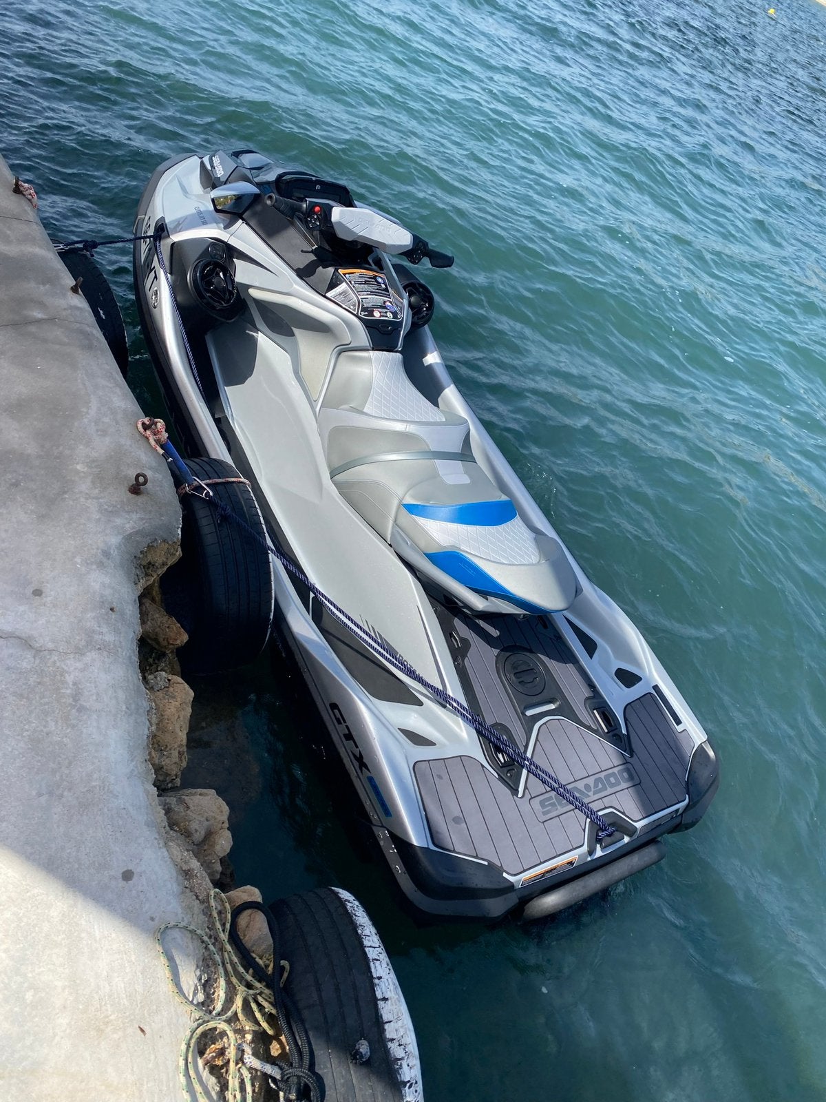 Seadoo gtx300 limited met nieuwe trailer, Watersport en Boten, Jetski's en Waterscooters, Ophalen, Zo goed als nieuw
