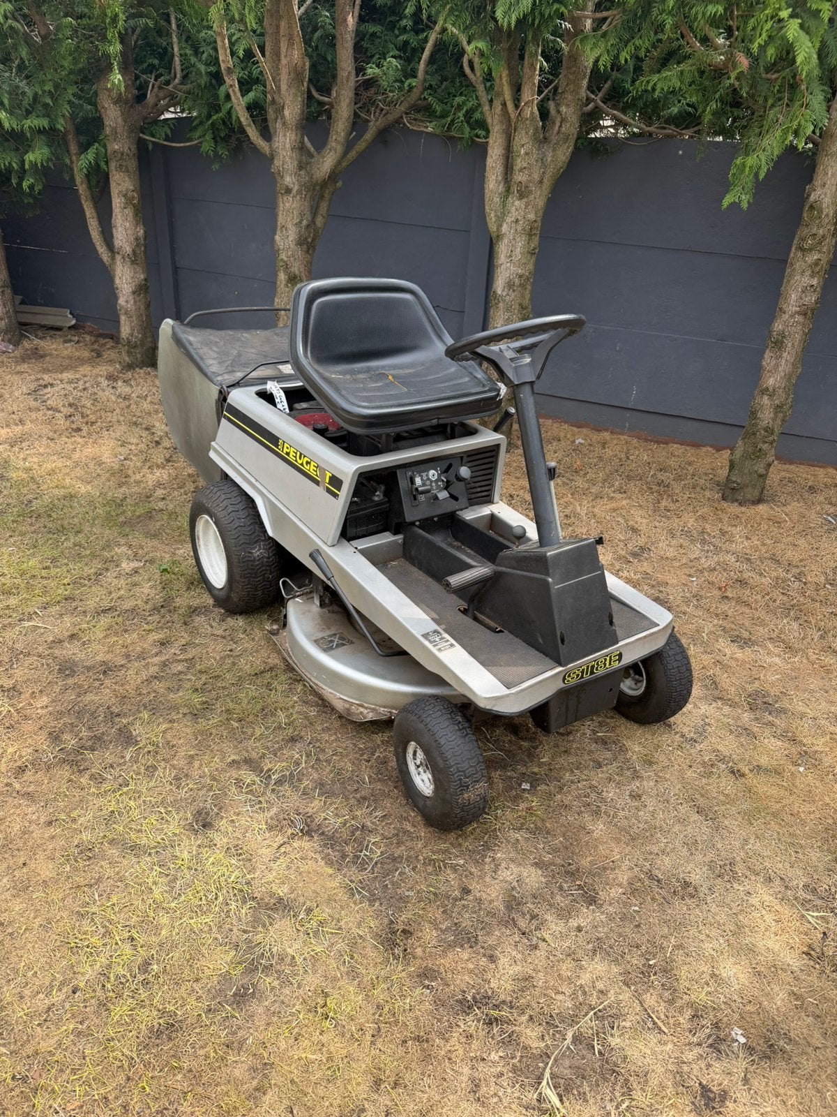 Zitmaaier Peugeot te Koop | start en doet zijn werk |, Tuin en Terras, Ophalen, Gebruikt