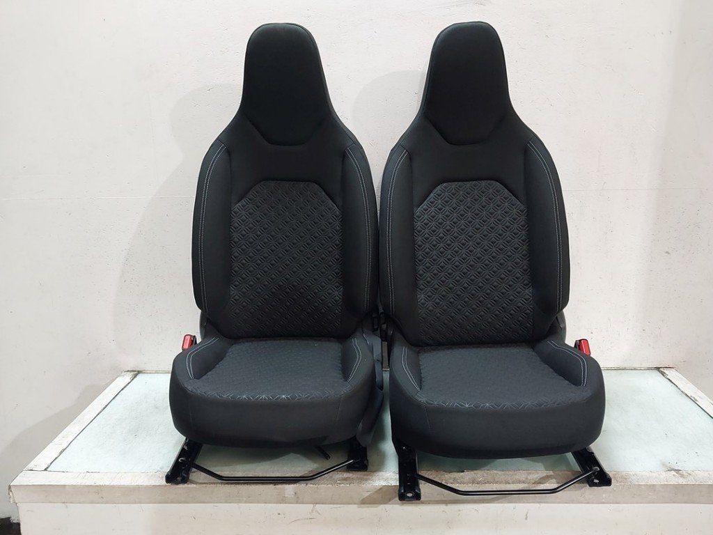 INTERIEUR COMPLET Toyota Aygo X (01-2021/-) (|739200H031|), Dhr. J. Ham, Administratie@autoham.nl, Toyota, Utilisé