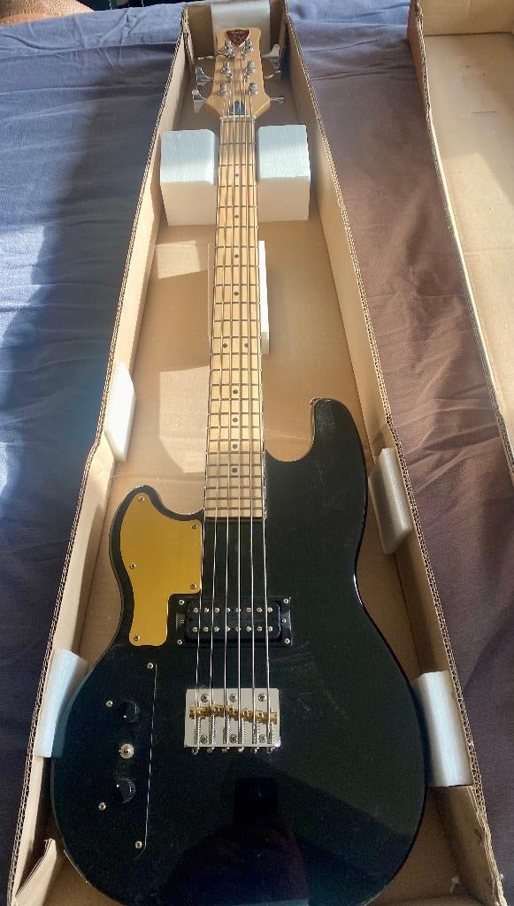 Eastwood Hooky Bass 6 PRO - Linkshandig, Muziek en Instrumenten, Effecten, Zo goed als nieuw, Overige typen, Ophalen of Verzenden