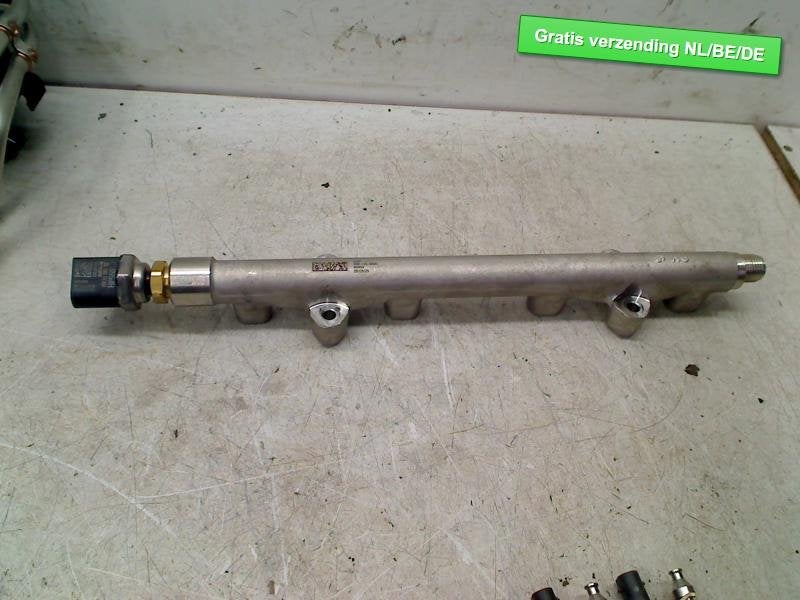 BRANDSTOFVERDELER Volkswagen Golf VIII (CD1) (05E133320B), Gebruikt, Volkswagen, Volkswagen AG, Kundenbetreuung@volkswagen.de