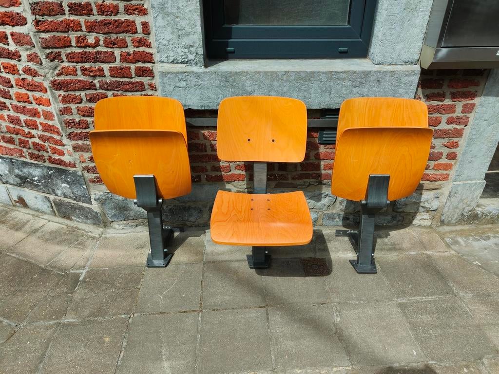 Chaises pliantes, style ancien cinéma