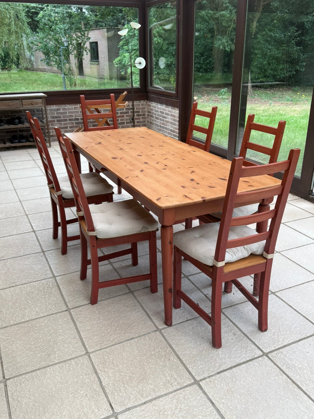 Eettafel met besteklade + 6 stoelen in goede staat, Huis en Inrichting, Ophalen, Zo goed als nieuw