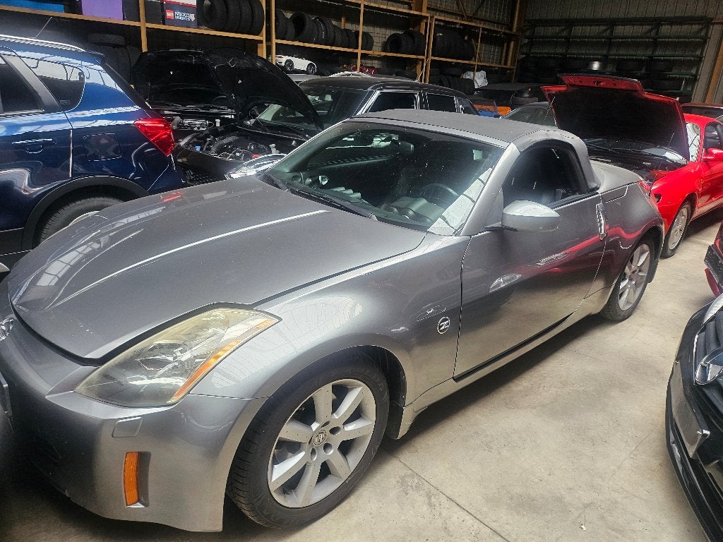 nissan 350 z cabrio automatique, Autos, Nissan, Argent ou Gris, Achat, Entreprise, Noir