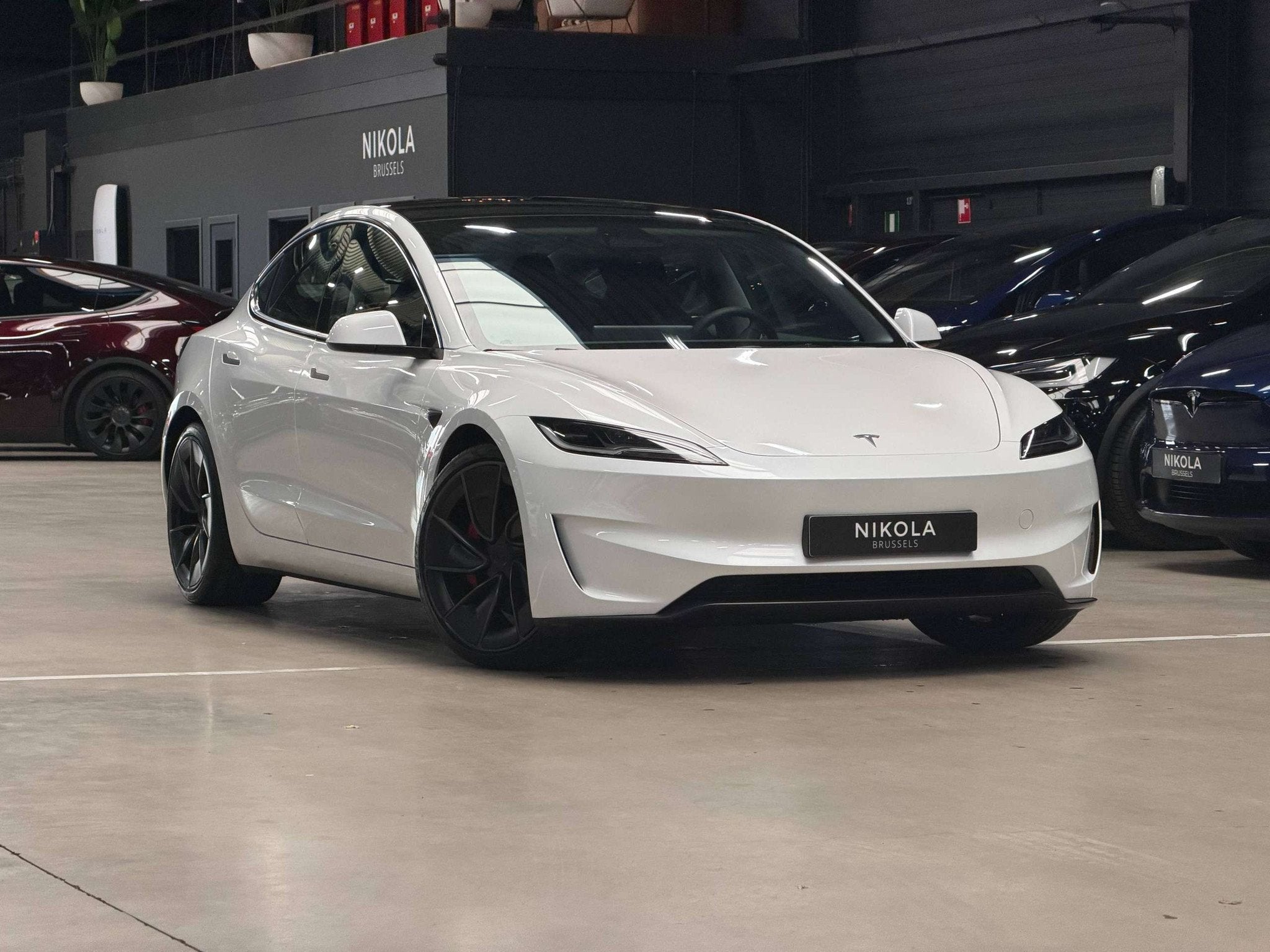 Tesla Model 3 PERFORMANCE - HIGHLAND - 20 WHEELS - AUTOPILOT, Auto's, Automaat, 4 deurs, 338 kW, Wit