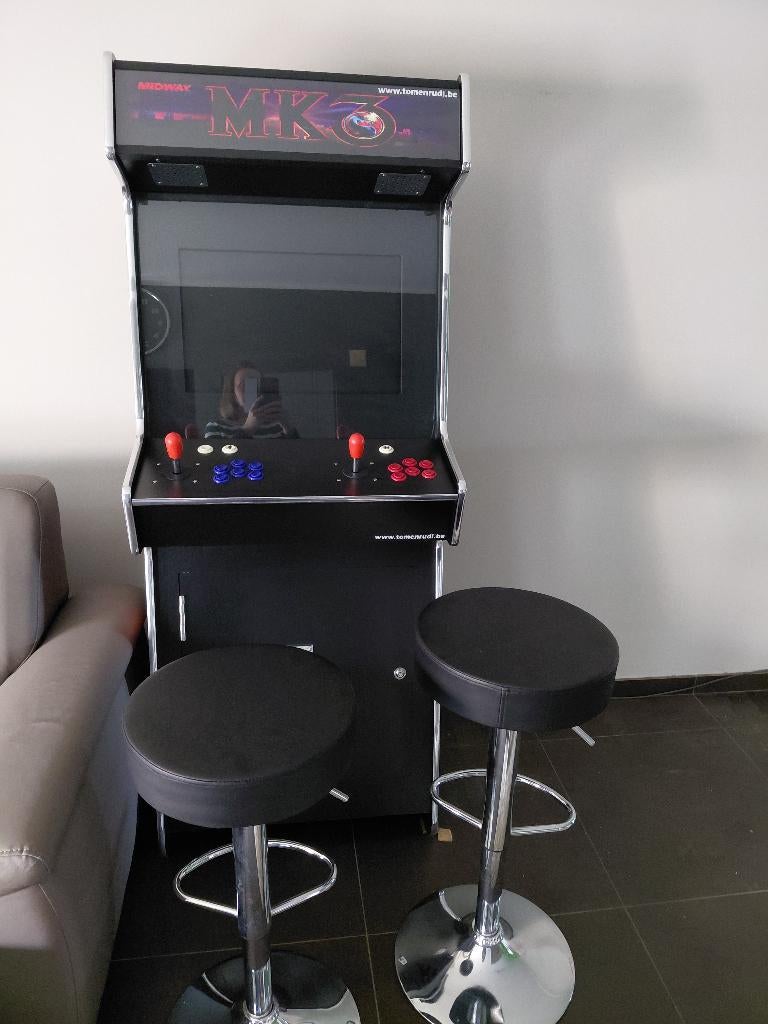 Arcadekast, Verzamelen, Automaten | Gokkasten en Fruitautomaten, Euro, Ophalen, Zo goed als nieuw, Met sleutels