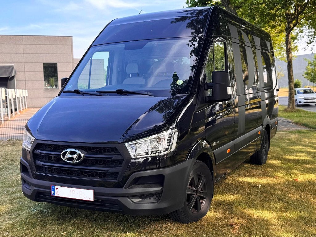 Hyundai H350 - 05/2018, Slechts 79.500, Phantom Black Editie, Autos, Hyundai, Achat, Euro 6, 3 places, Boîte manuelle