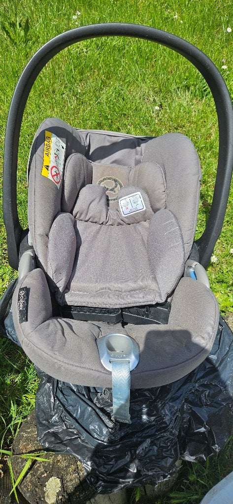 Maxi cosy, Enfants & Bébés, Sièges auto, Autres marques, Autres méthodes, Enlèvement, Utilisé