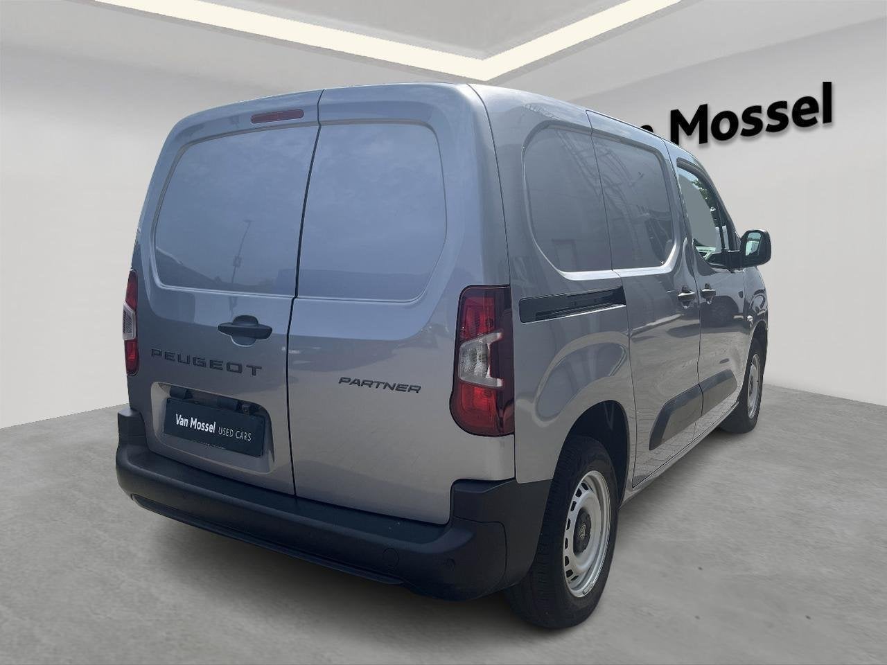 Peugeot Partner 1.5 BHDi L1 Heavy 96kW s/s EAT8, Stof, Gebruikt, Zwart, 4 cilinders