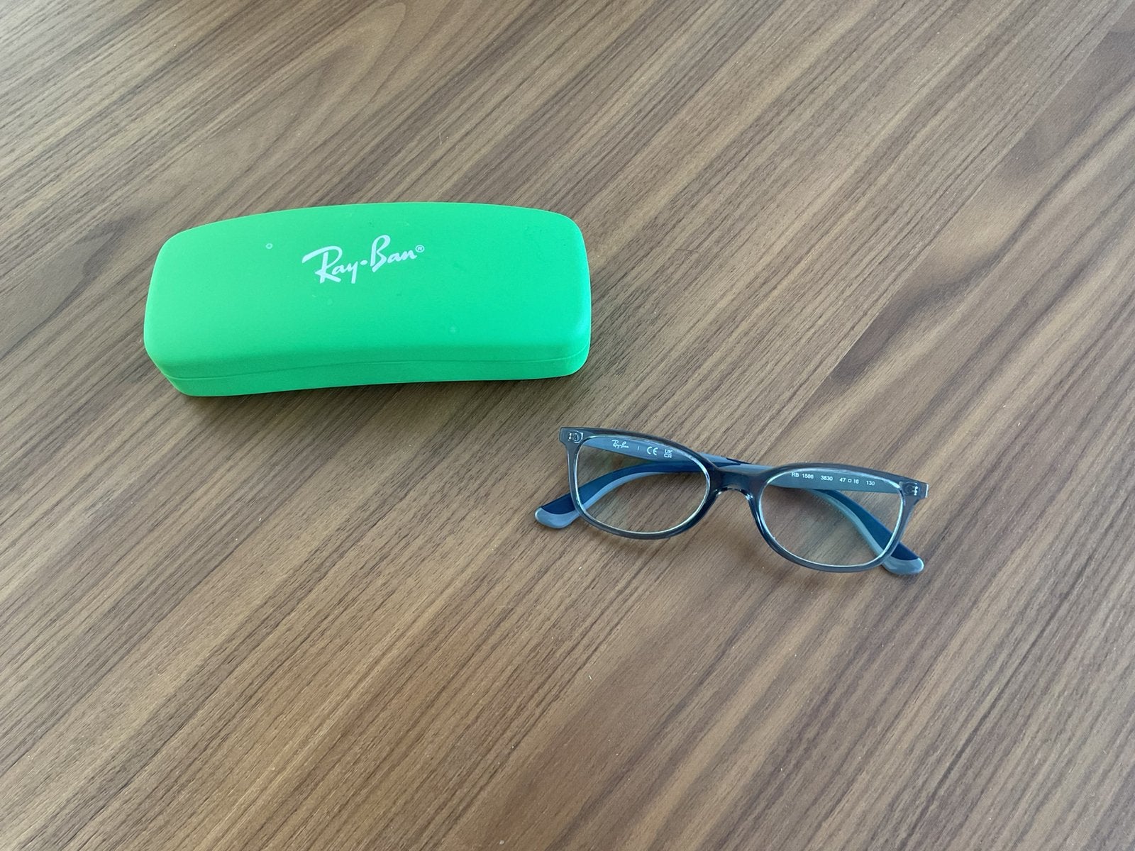 Ray Ban - Kinderbril / montuur in goede staat!, Ophalen of Verzenden, Zo goed als nieuw