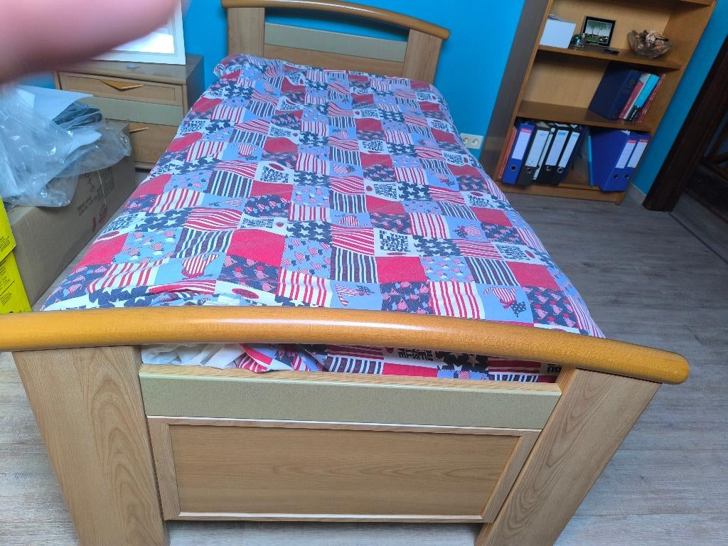 CHAMBRE ENFANT, Enlèvement, Comme neuf, Une personne, Bois chêne claire