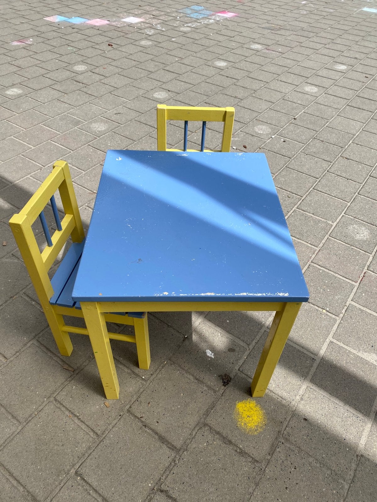 Tafel en 2 stoeltjes, Enfants & Bébés, Chambre d'enfant | Tables & Chaises, Enlèvement, Utilisé, Table(s) et Chaise(s)