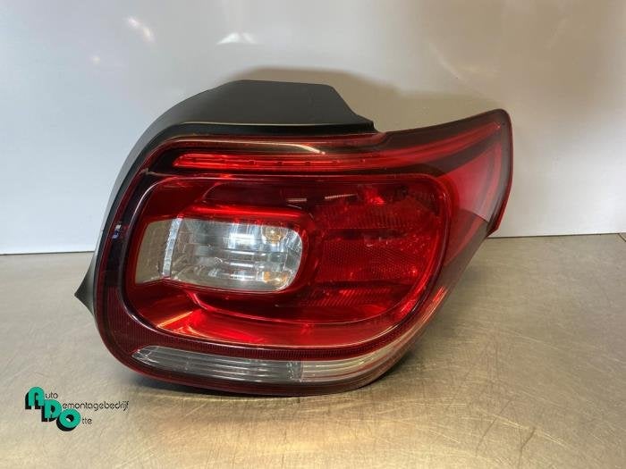 Feu arrière droit d'un Citroen DS3 (DS3 10-), -, 3 mois de garantie, Utilisé, -