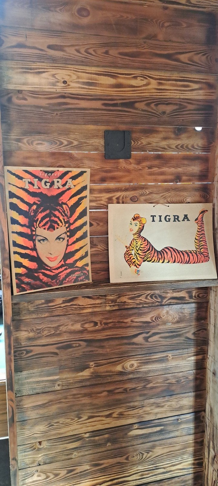 tigra karton display, Ophalen of Verzenden