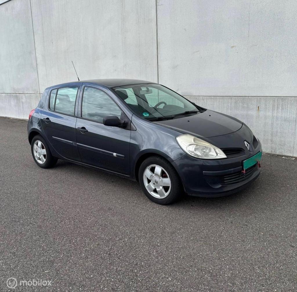 Renault Clio 1.4-16V Rip Curl AIRCO MEENEEMPRIJS, Autos, Renault, Particulier, Achat, Clio, Air conditionné, Essence, Euro 4, C