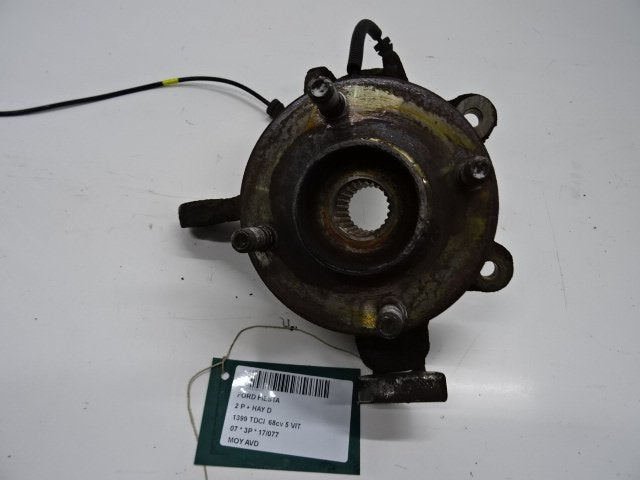 MOYEU DE ROUE AVANT DROIT Ford Fiesta 5 (JD / JH), Autos : Pièces & Accessoires, Utilisé, Ford