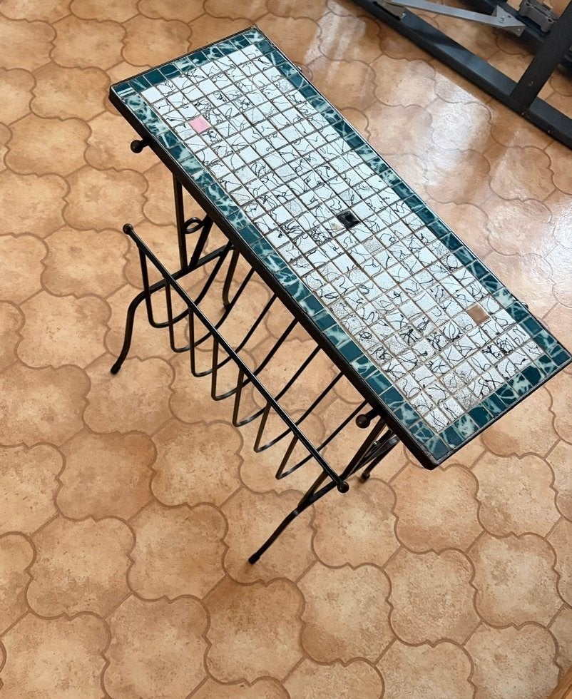 Porte journaux fer forgé et table basse céramique, Porte-revues, Comme neuf, Enlèvement, Mid-century modern