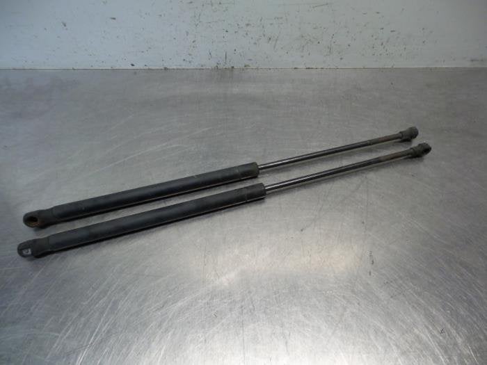 Kit amortisseur gaz hayon d'un Seat Ibiza (Ibiza 02-), -, 3 mois de garantie, Utilisé, -