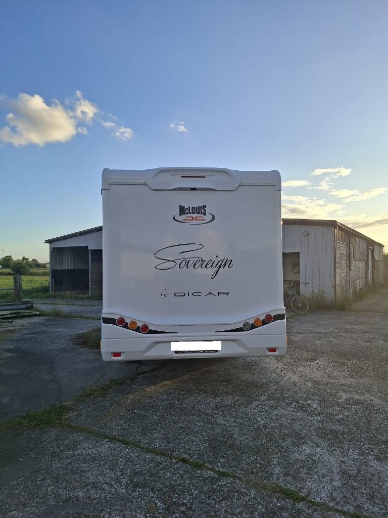 Mobilhome McLouis Sovereign 473 - 140pk, Caravanes & Camping, Jusqu'à 5, Autres marques, Boîte manuelle, Réfrigérateur