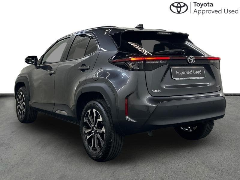 Toyota Yaris Cross Style Edition + winter pack, Autos, Toyota, Achat, Euro 6, Autres couleurs, Noir