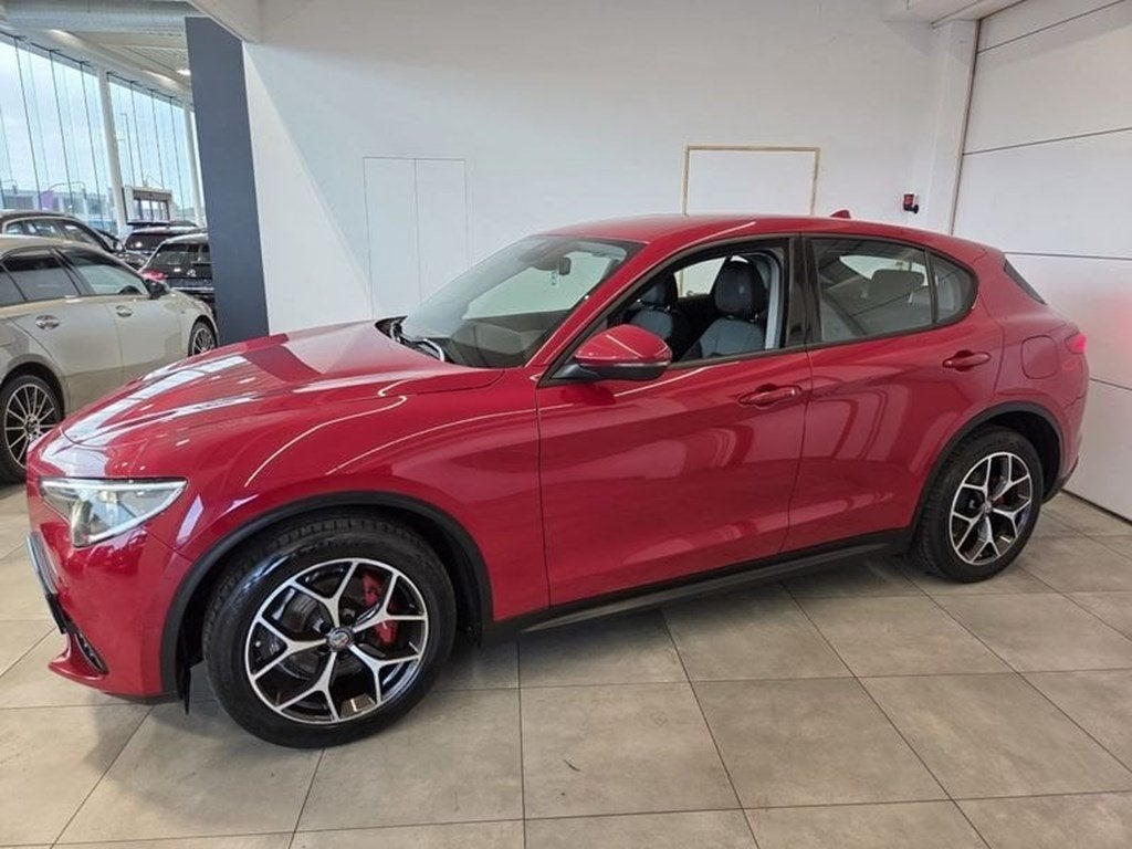 Alfa Romeo Stelvio Camera, Cruise control, Keyless, Automaa, Rouge, Achat, Euro 6, Noir