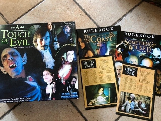 A TOUCH OF EVIL + GROS LOT D'EXTENSIONS - super jeu, Enlèvement ou Envoi