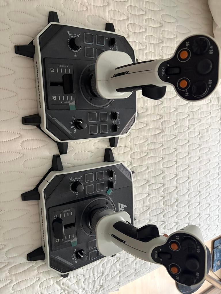 Joystick Thrustmaster SOL-R2, Enlèvement ou Envoi, Comme neuf