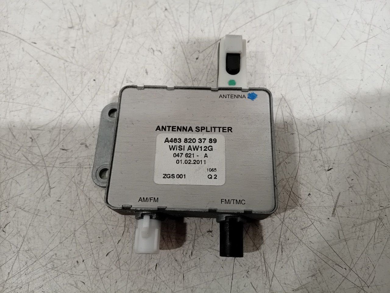 Antenne versterker Mercedes-Benz SLK-Klasse, Ophalen of Verzenden, Van der Ven Autorecycling B.V., Onderdelen@venauto.nl, Ettenseweg 76, 4706 PB Roosendaal, The Netherlands