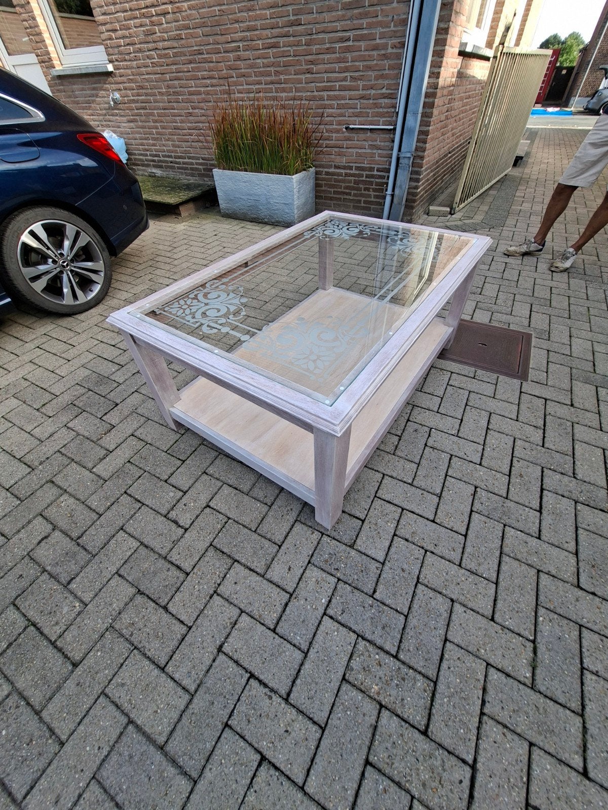 landelijke salontafel, Enlèvement