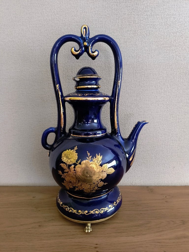 Théière vintage en porcelaine de Limoges, Antiquités & Art, Antiquités | Céramique & Poterie, Enlèvement