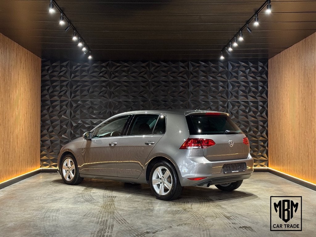 ✅ Vw Golf 7 1.2 TSI Highline GARANTIE ACC Navi PDC Alcantara, Voorwielaandrijving, Euro 5, Zwart, 4 cilinders