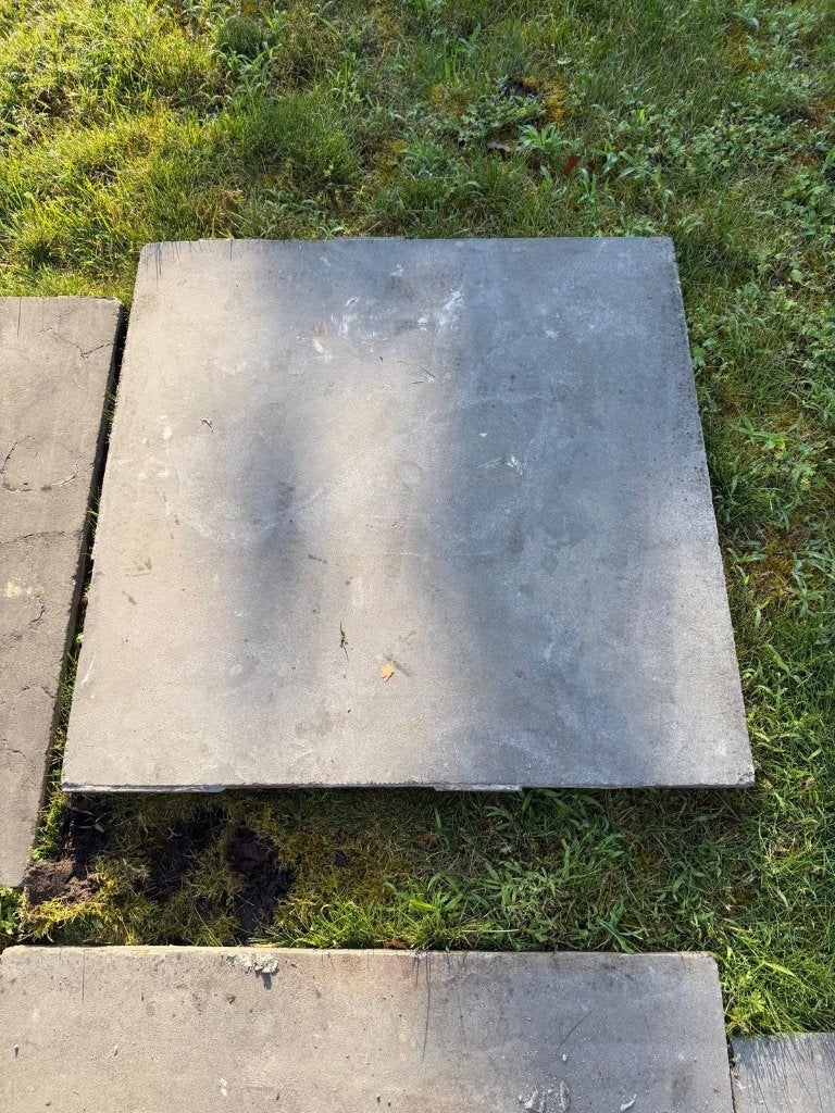 betontegels 80x80cm 3cm dik per 10 stuks 20€, Ophalen, Gebruikt, 10 m² of meer, Beton