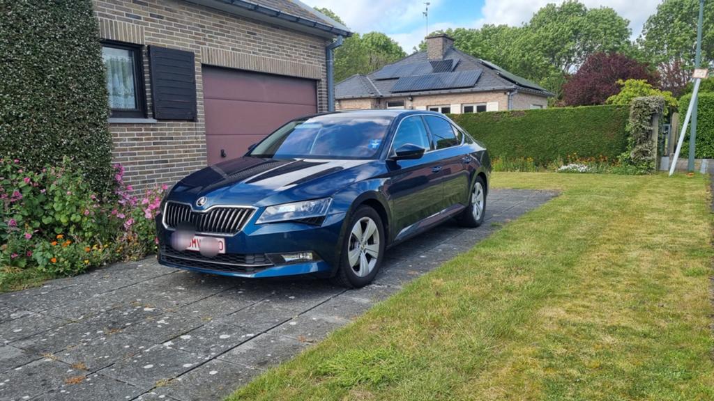 Skoda Superb avec seulement 31000KM  benzine 1.4 tsi /150 ch, Achat, Particulier, Bluetooth, Superb