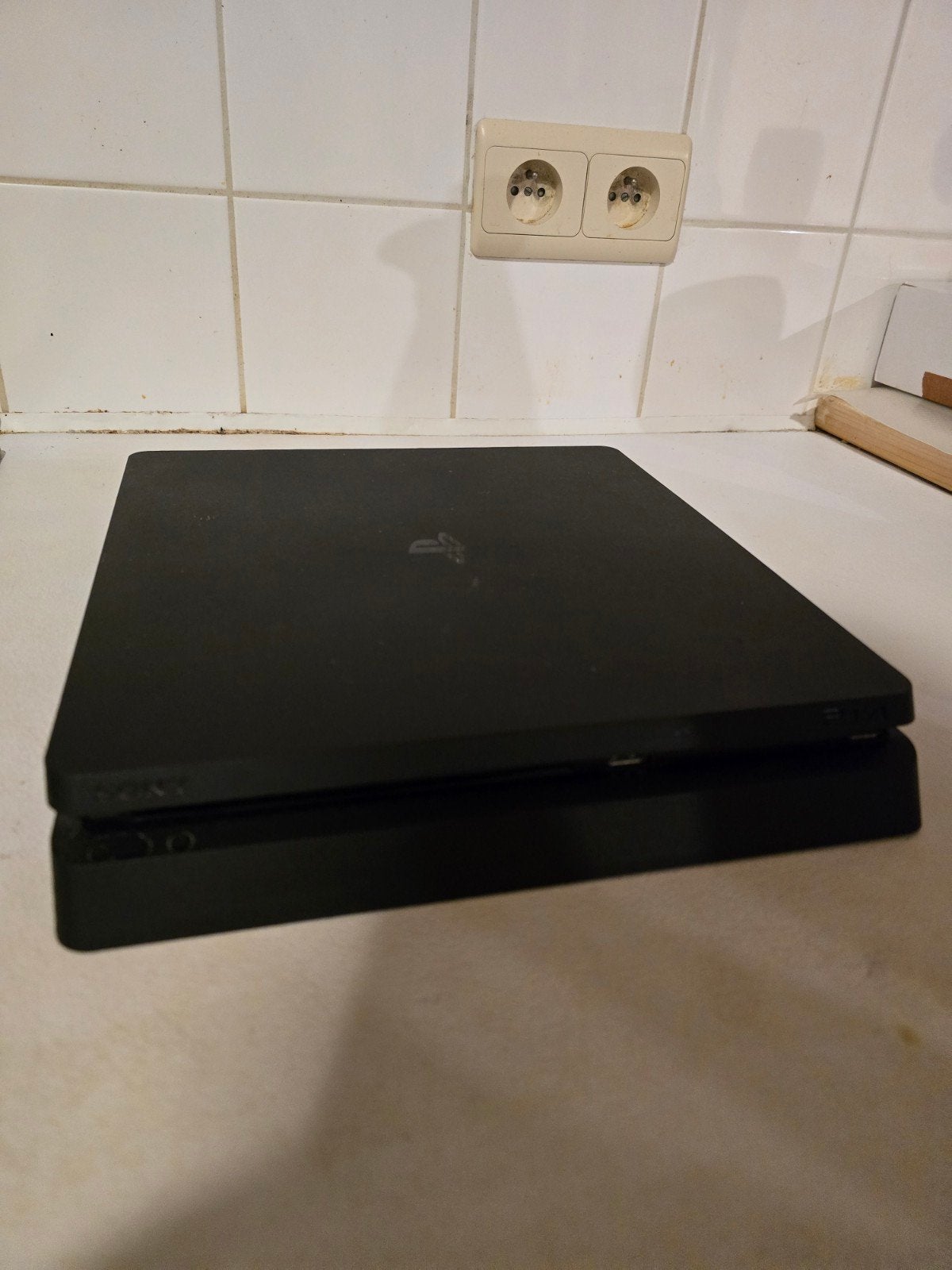 SP4 Slim 500 GB, Consoles de jeu & Jeux vidéo, Consoles de jeu | Sony PlayStation 4, Enlèvement, Comme neuf, 500 GB, Slim