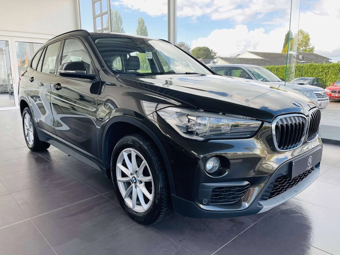 BMW X1 1.5 d sDrive * GARANTIE + AIRCO * (bj 2018), Auto's, X1, 118 g/km, Stof, Euro 6