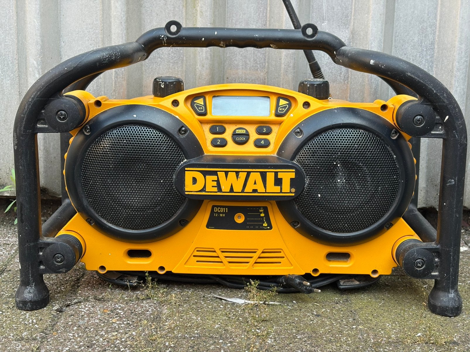 Werkradio : DeWalt DC011 Jobsite Radio/Lader, Ophalen, Gebruikt, Bouwradio