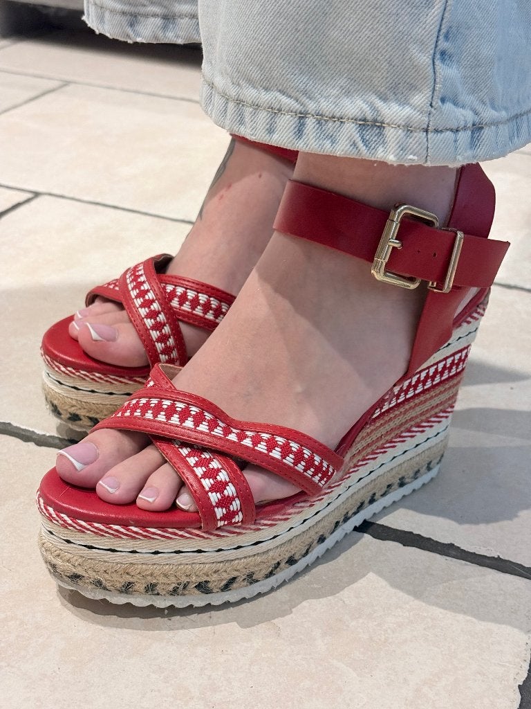 Sandales compensées style espadrilles rouges, Vêtements | Femmes, Chaussures, Rouge, Espadrilles, Comme neuf, Enlèvement
