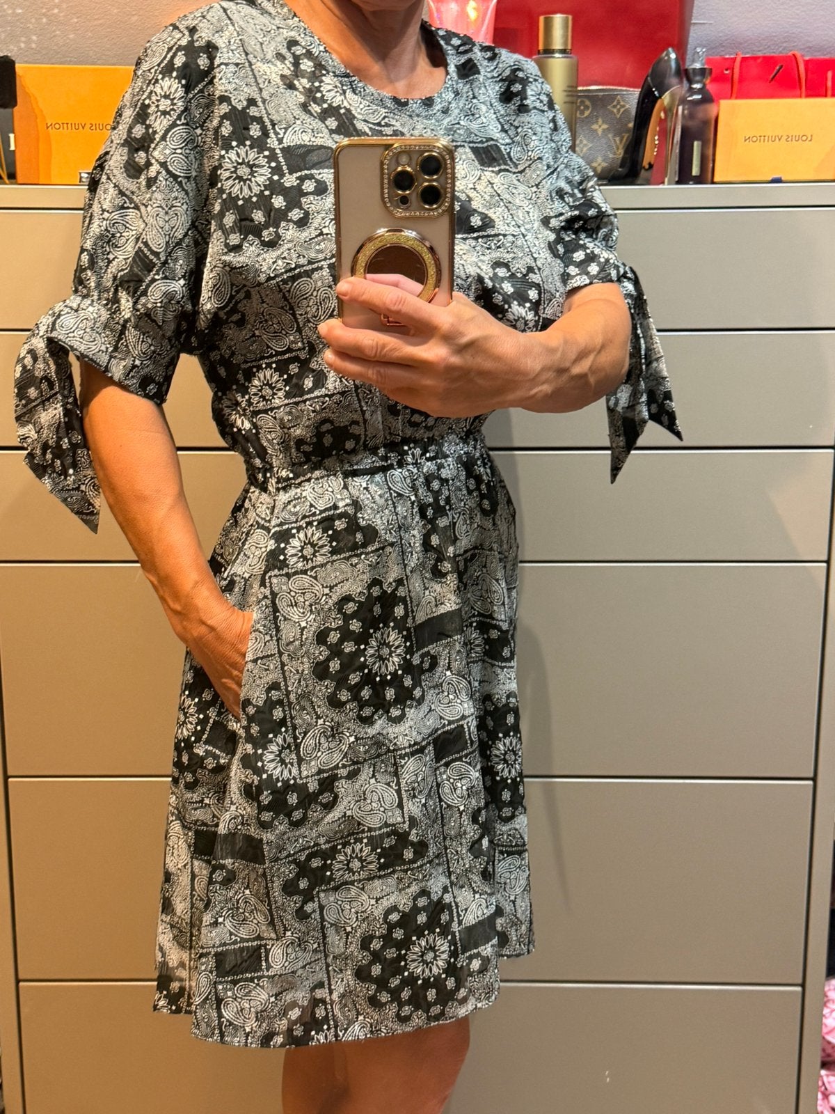 Robe bandana The qkooples t38 neuve valeur 245€, Enlèvement ou Envoi, Comme neuf, Blanc
