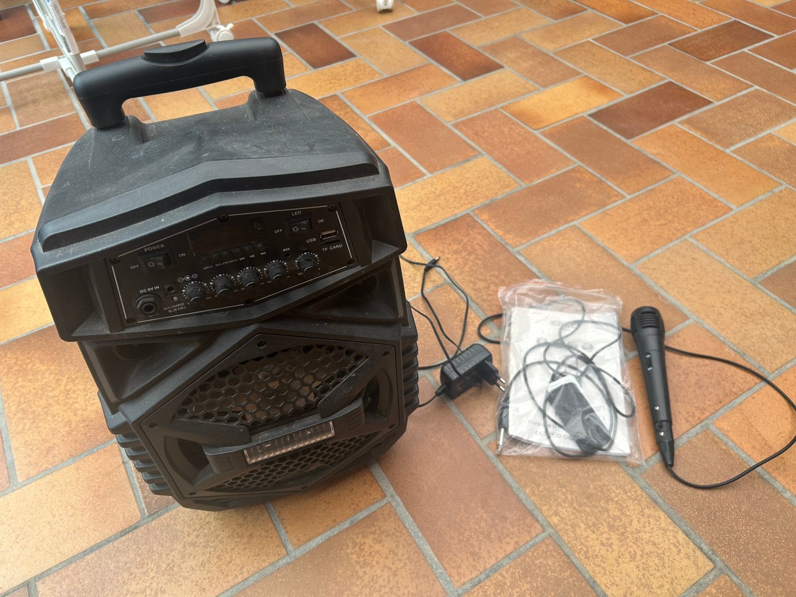 Denver draagbare woofer, TV, Hi-fi & Vidéo, Enceintes, Autres marques, Enceinte portable, Bluetooth, Comme neuf