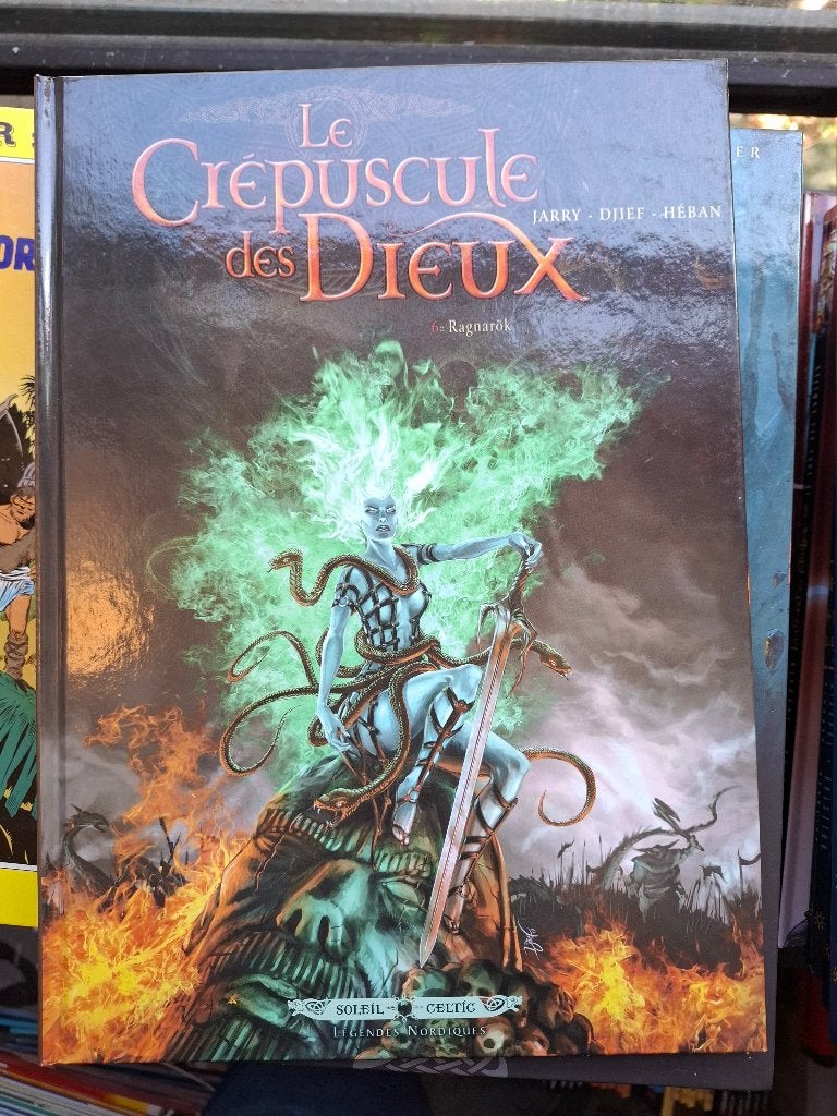 LE CREPUSCULE DES DIEUX TOME 6 "RAGNARÖK" TBE EO 2012, Livres, BD, Une BD, Enlèvement ou Envoi, Comme neuf