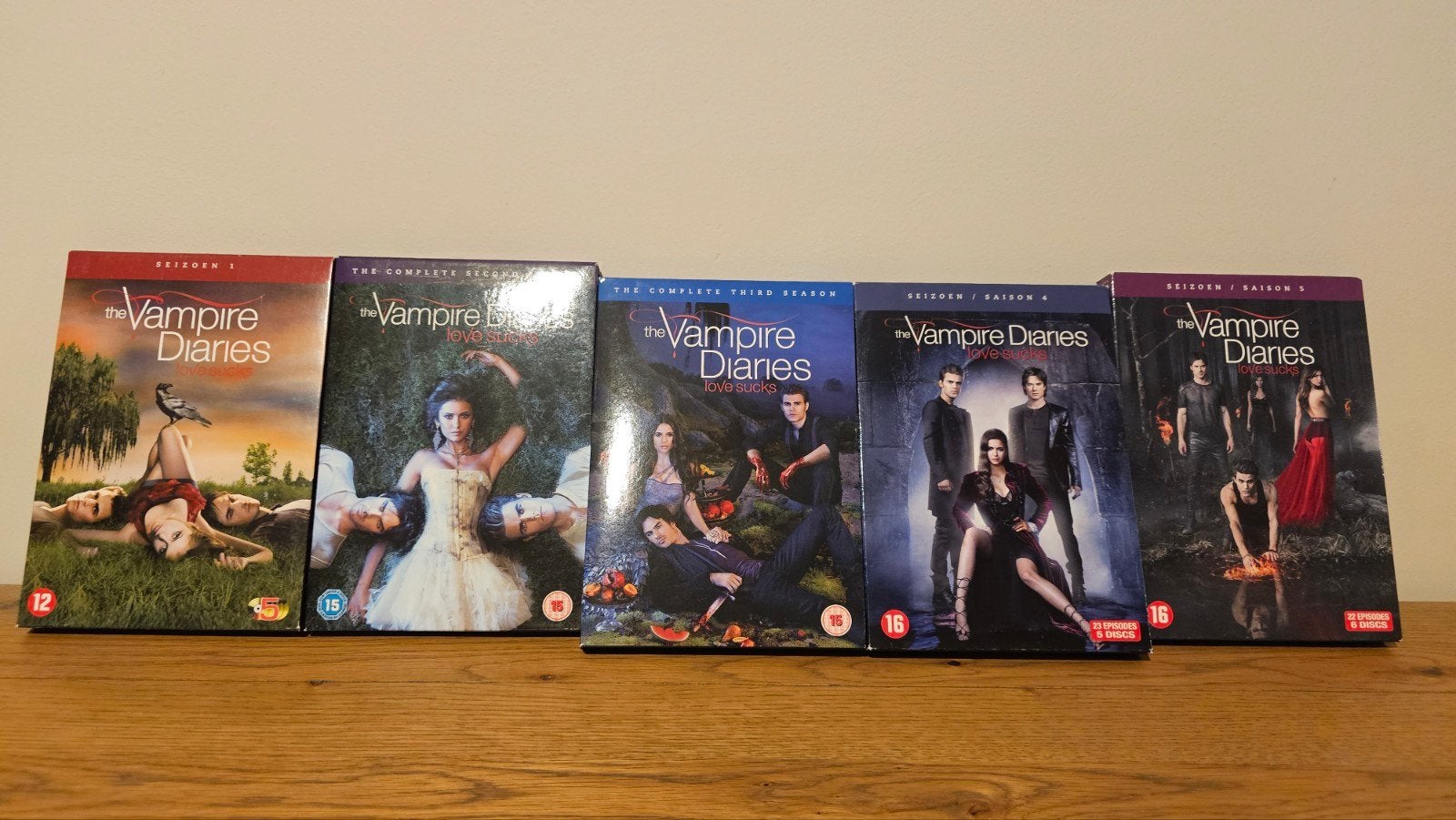 The vampire diaries seizoen 1-5, Cd's en Dvd's, Engels, Nederlands, Science Fiction en Fantasy, Ophalen of Verzenden