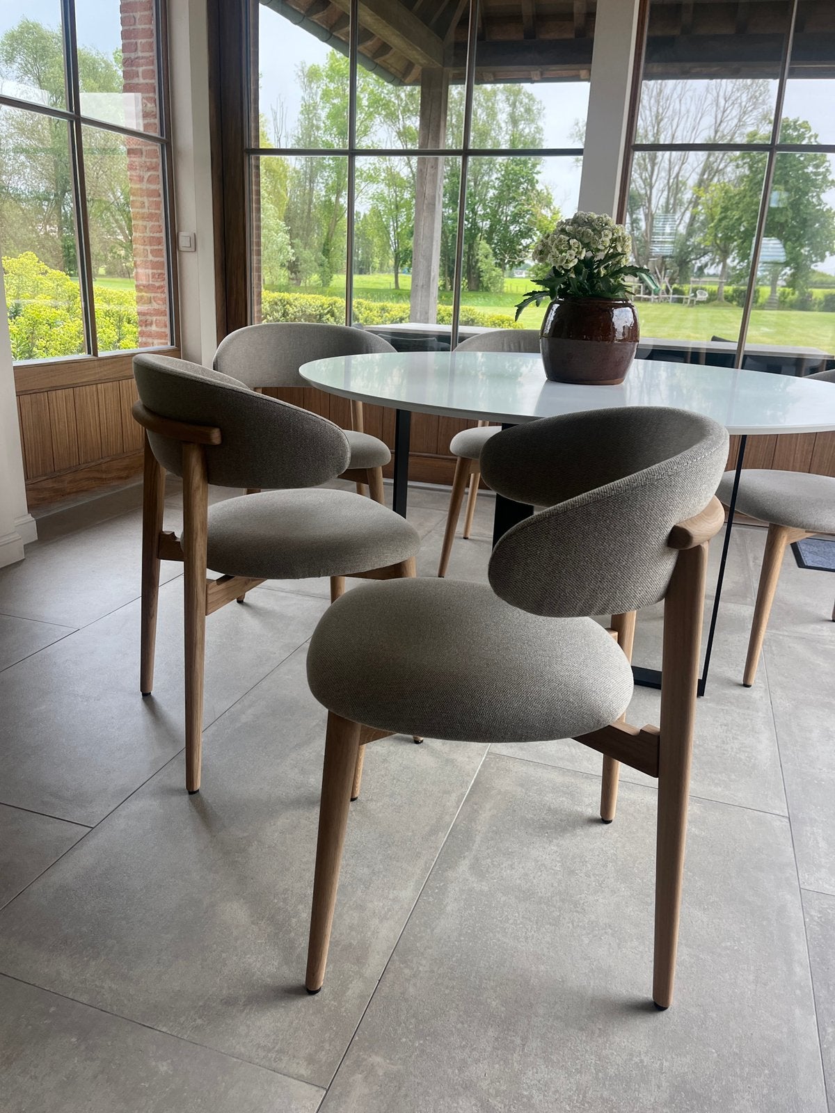 Nieuw 6 eetkamerstoelen eik naturel met stoffen voering, Huis en Inrichting, Ophalen, Bruin, Nieuw, Landelijk maar toch modern