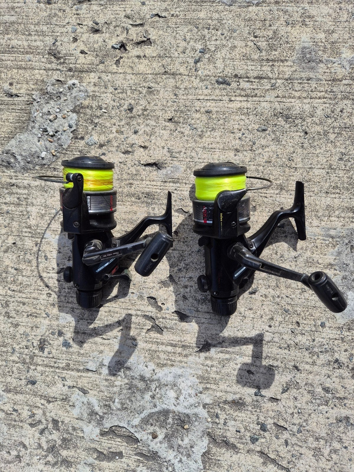 2 Daiwa BR 2650 met gevechtsslip., Watersport en Boten, Ophalen of Verzenden