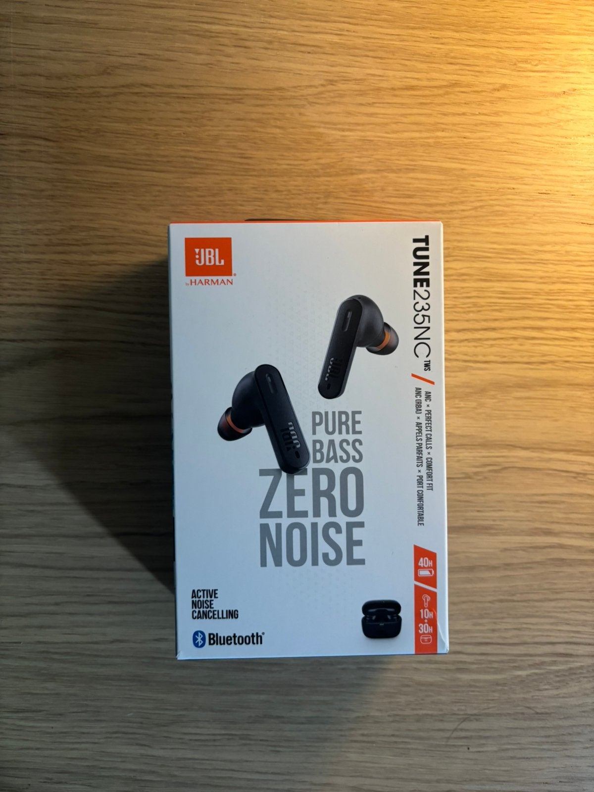 JBL Tune 235NC TWS, Ophalen, Zo goed als nieuw, JBL