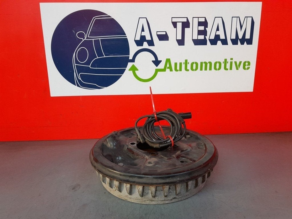 REMTROMMEL ACHTER ABS Twingo III (AH) (|440007587R|), Gebruikt, Renault, Peter-Huppertz-Straße 5
51063  Köln, DE, Dialog.deutschland@renault.de