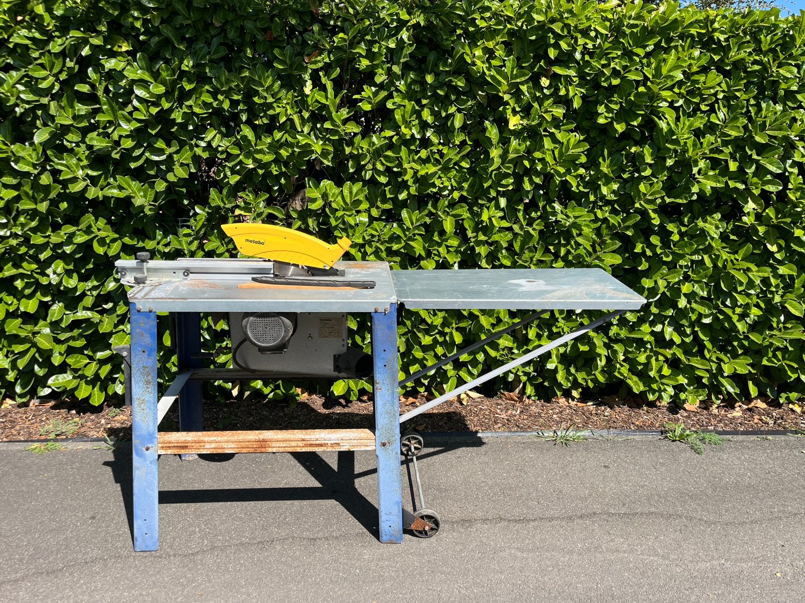 Metabo tafelzaag in goede staat, Doe-het-zelf en Bouw, Ophalen, Zo goed als nieuw