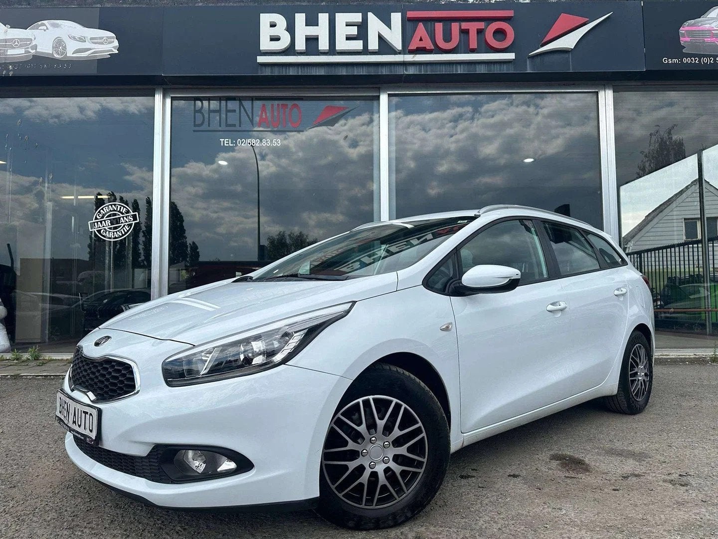 Kia Ceed cee'd 1.6 / RADAR AV AR / CARPLAY / AIRCO / NAVI /, Autos, Kia, Achat, Entreprise, Boîte manuelle, Noir
